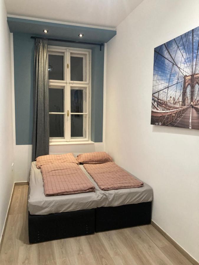 Roland Apartment Downtown - Korut Budapest Exteriör bild