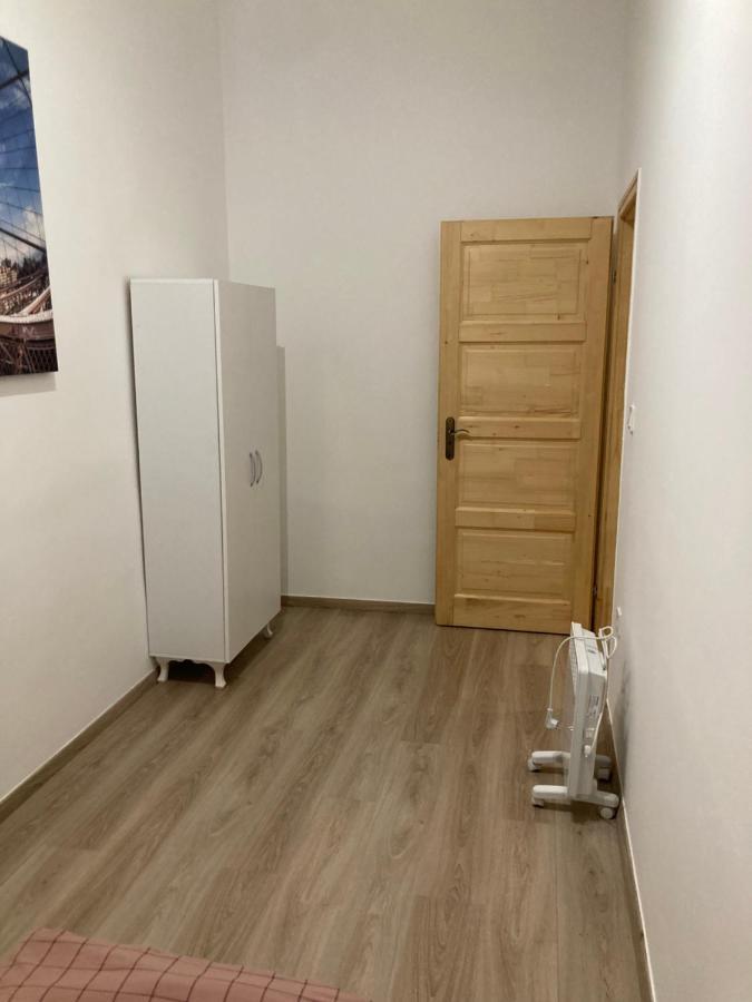 Roland Apartment Downtown - Korut Budapest Exteriör bild